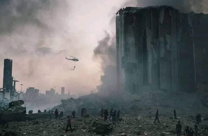 اثار الدمار الذي خلفه انفجار بيروت