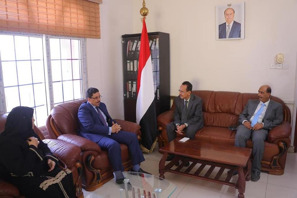 الوزارات اليمنية تباشر أعمالها من مقراتها في العاصمة المؤقتة عدن