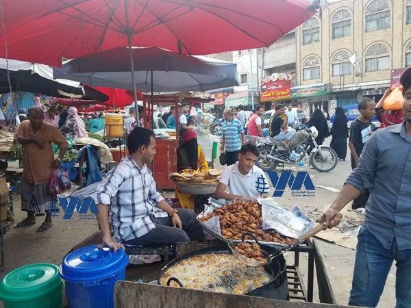 الحرب والغلاء والجفاف… أزمات تحرم اليمنيين فرحة استقبال رمضان