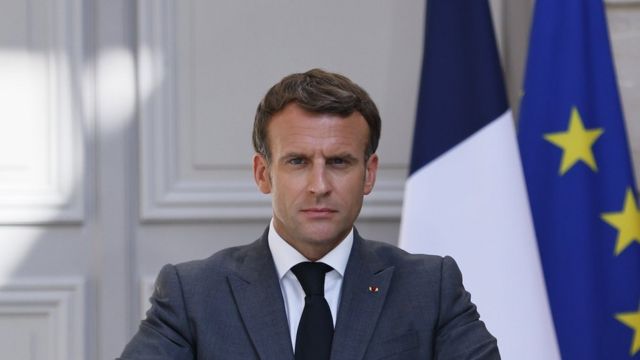 ماكرون: فرنسا ترفض التصعيد في البحر الأحمر