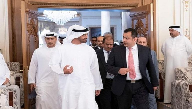 الحكومة اليمنية تعلن بدء التنسيق مع الإمارات لتحقيق الاستقرار الاقتصادي
