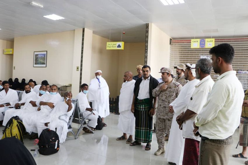 طيران سعودي ينقل 90 حاجاً يمنياً من سقطرى إلى مكة