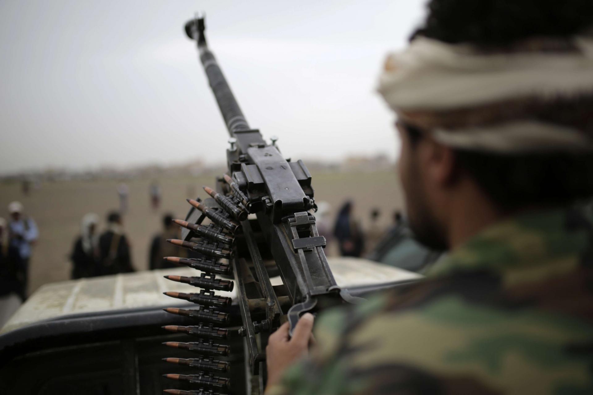 الجيش اليمني يعلن مقتل ثلاثة من جنوده بنيران الحوثيين رغم الهدنة