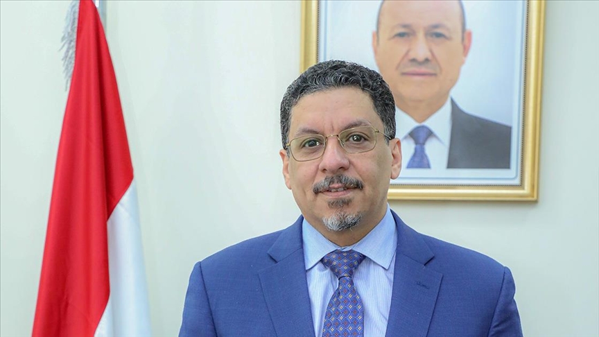 الرئيس اليمني يعيّن رئيس وزراء جديد للبلاد