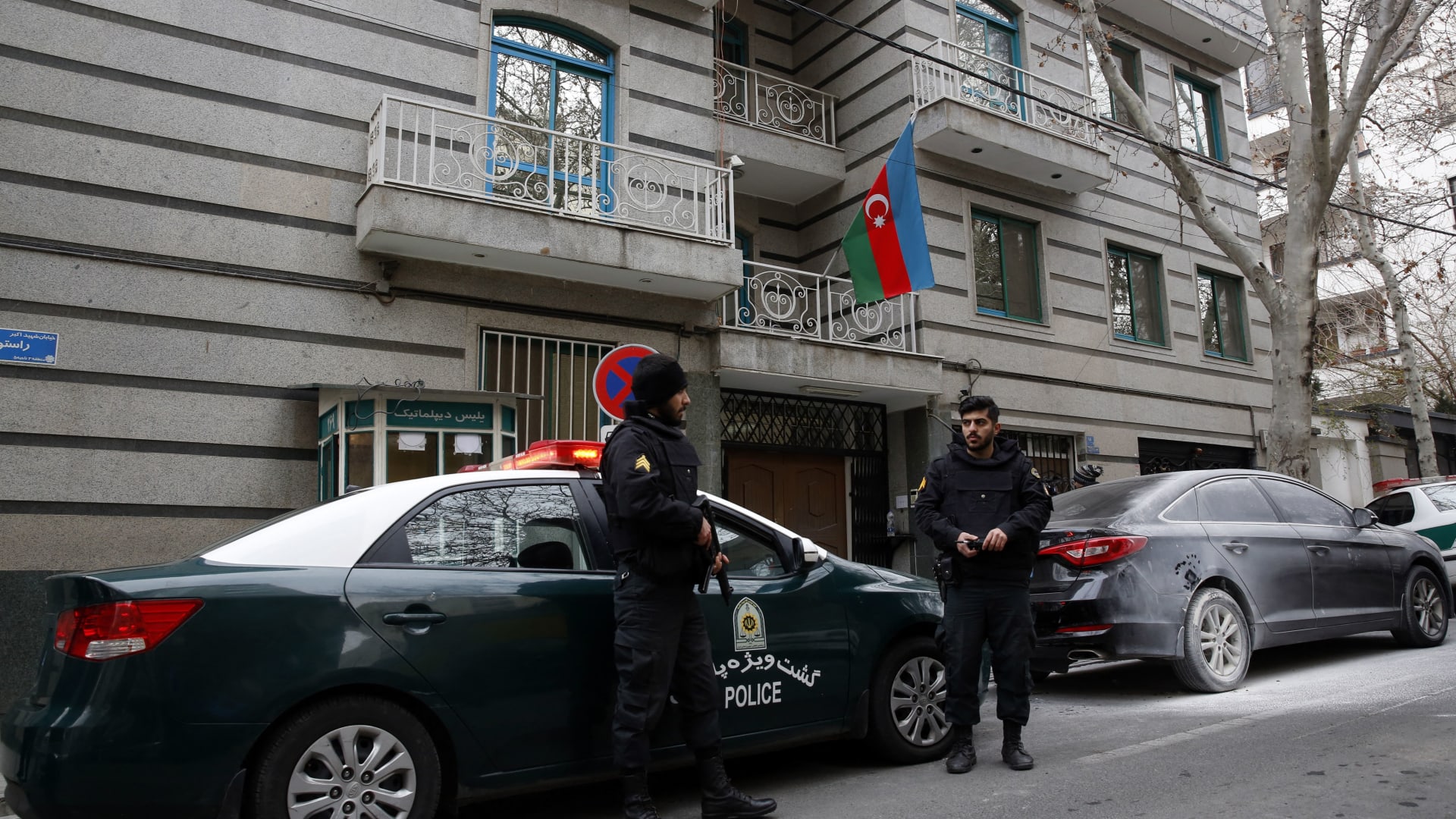 اليمن يدين بشدة الهجوم المسلح على سفارة أذربيجان في طهران