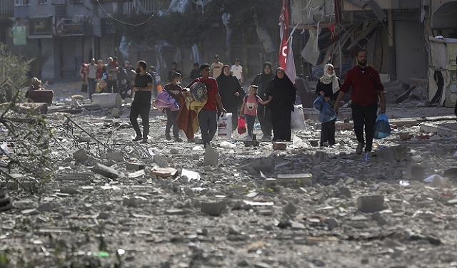 الدفاع المدني بغزة: ما يحدث في تل الهوى “إبادة جماعية”