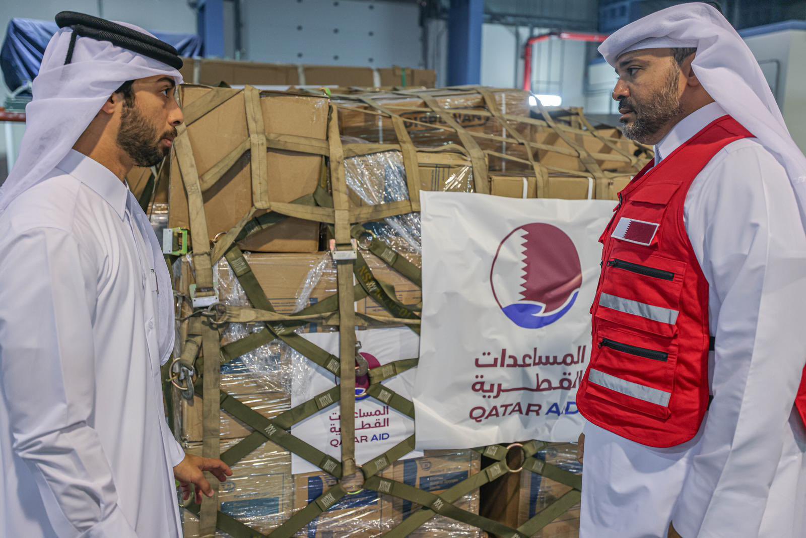 طائرة قطرية تحمل مساعدات للفلسطينيين في غزة تتوجه إلى العريش المصرية