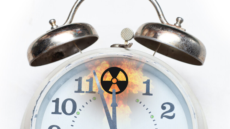 العلماء يستعدون للإعلان عن “ساعة يوم القيامة” للعام 2024
