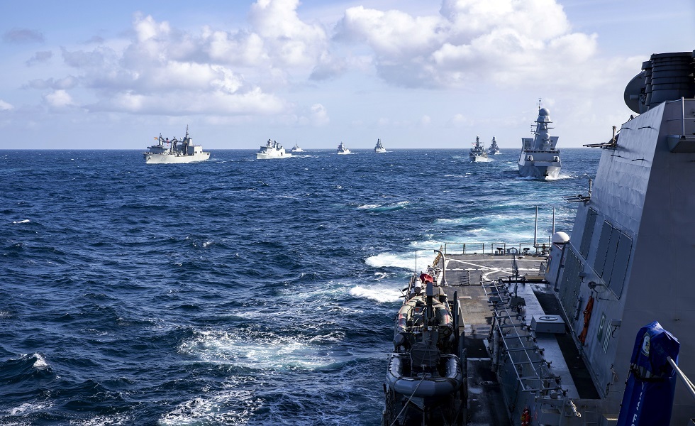 موسكو تحذر من مخاطر الحشود العسكرية الغربية في البحر الأحمر