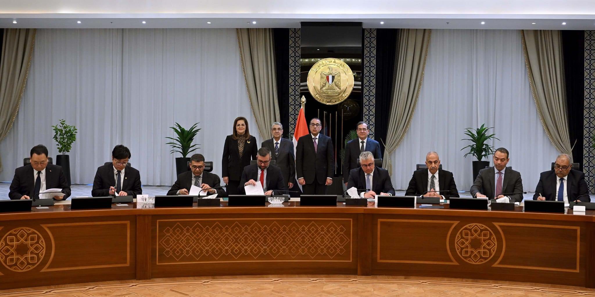مصر توقع اتفاقيات جديدة بنحو 40 مليار دولار