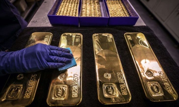 أسعار الذهب تستقر مع ترقب المتداولين لتصريحات مسؤولي المركزي الأمريكي