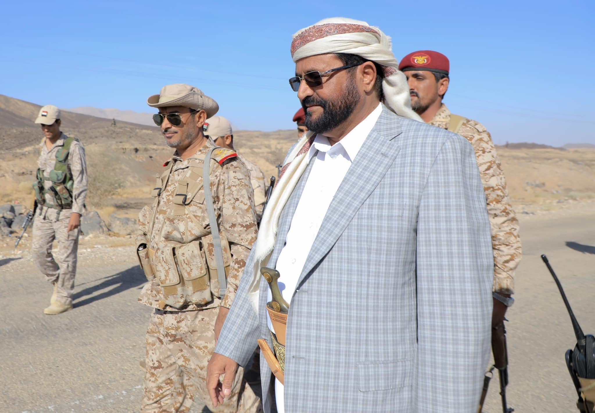عضو الرئاسي اليمني يعلن فتح الطريق الرئيس بين “مأرب وصنعاء” من جانب واحد
