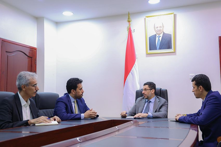 رئيس الوزراء اليمني: الحكومة ستكون حاسمة في مواجهة الفساد