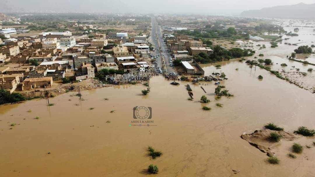 تحذيرات من أمطار شديدة وفيضانات مفاجئة تجتاح اليمن