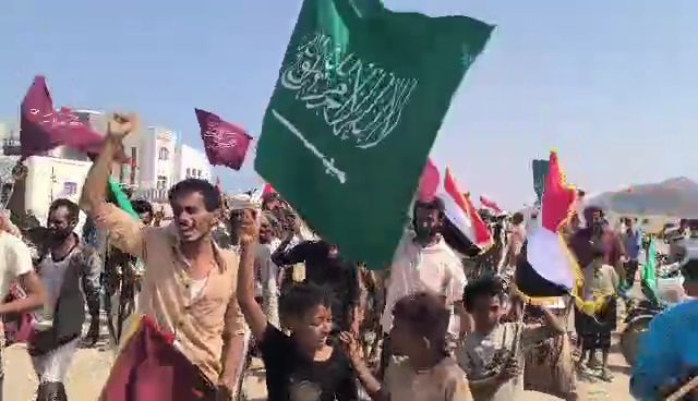 ولمات في باب المندب للمطالبة بإنهاء التهميش ومراقبة الخدمات والصيادين ولمات في باب المندب للمطالبة بإنهاء التهميش ومراقبة الخدمات والصيادين