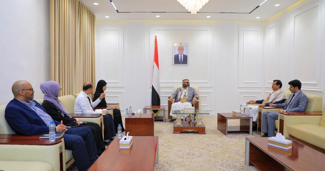عضو معتمد لدى البنك المركزي اليمني مع “الصليب الأحمر” لترتيبات صفقة التبادل
