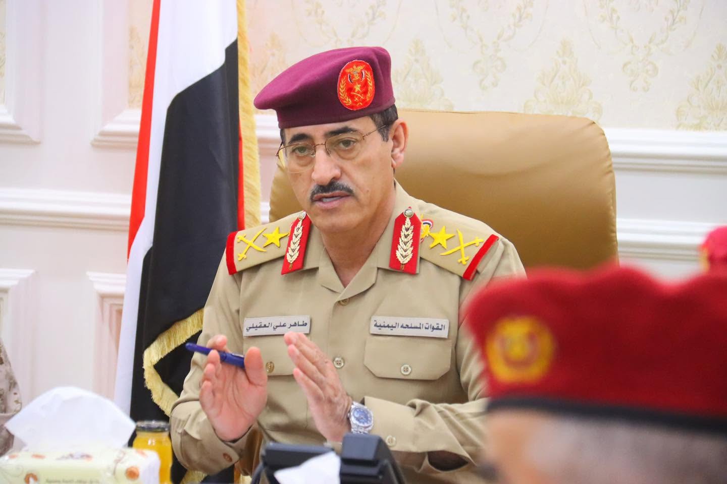 وزير الدفاع اليمني يكشف عن مصادر المنشأة العسكرية