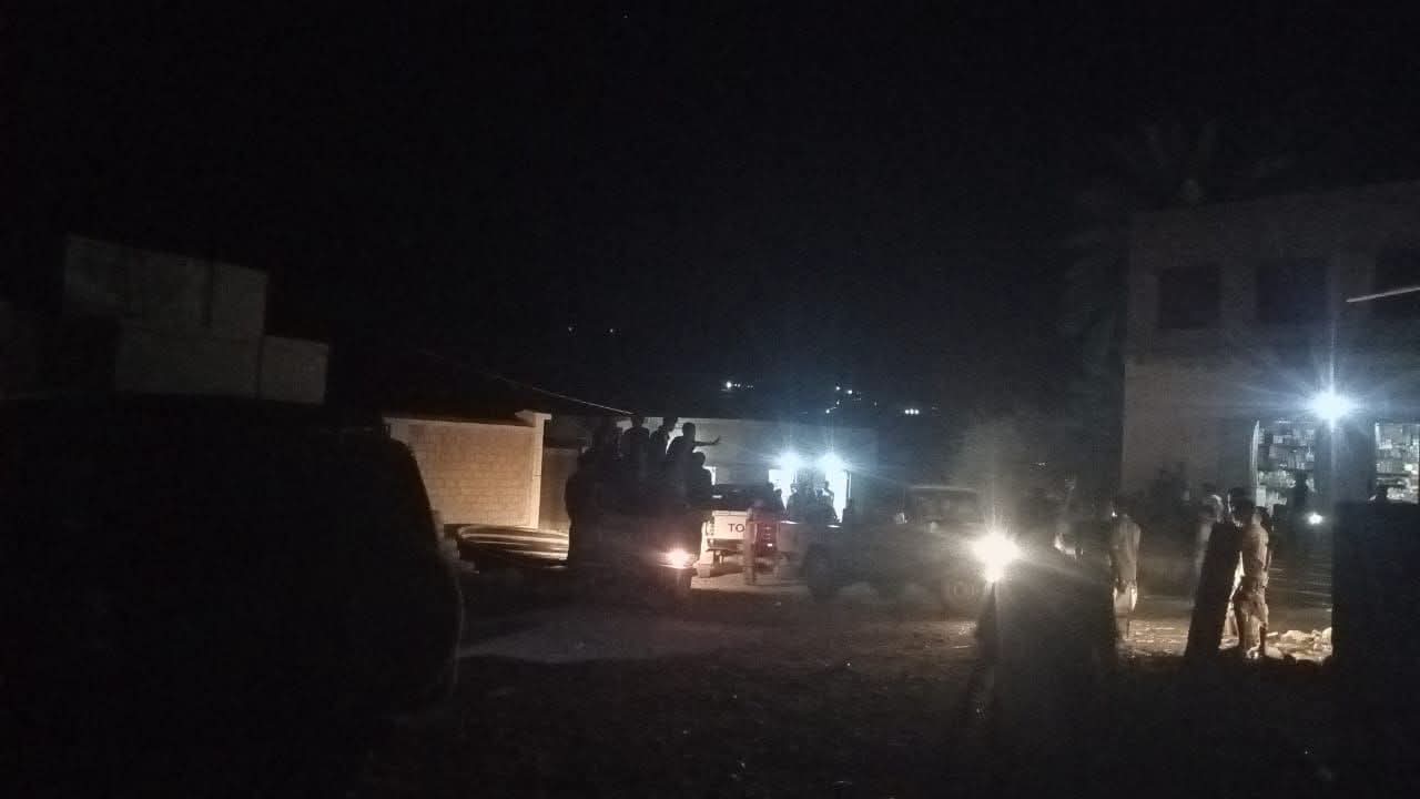 رعب في حضرموت.. حيوان مفترس يهاجم السكان ويصيب 12 شخصا رعب في حضرموت.. حيوان مفترس يهاجم السكان ويصيب 12 شخصا