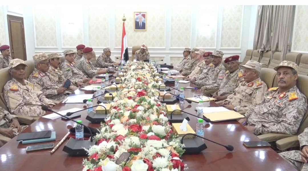 الدفاعية اليمنية تخفف من سرعة وجاهزية الجيش
