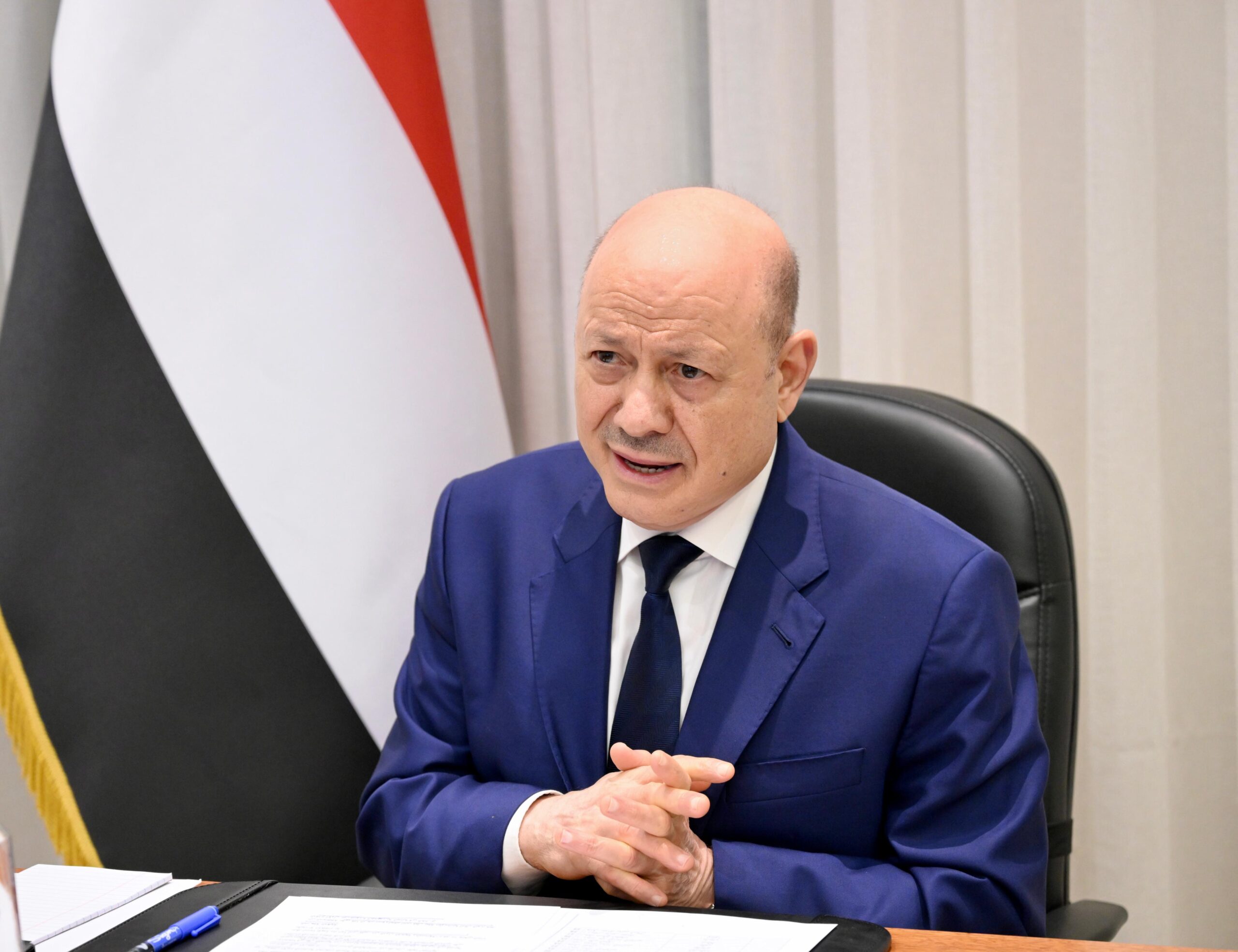 الرئيس اليمني للحوثيين: رحلات طيران خارج سلطة الدولة الرئيس اليمني للحوثيين: رحلات طيران خارج سلطة الدولة