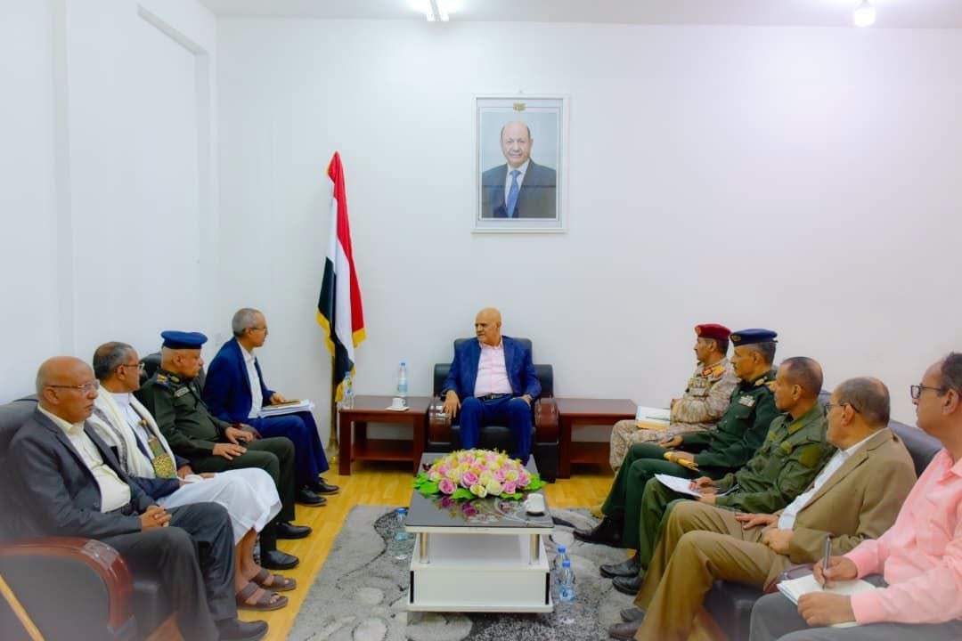 تعز رفعت جهوزيتها قواتها.. اللجنة الأمنية تقر وتتقدم في مواجهة التصعيد الحوثي تعز رفعت جهوزيتها قواتها.. اللجنة الأمنية تقر وتتقدم في مواجهة التصعيد الحوثي